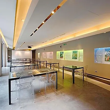 Art Boston Turyn