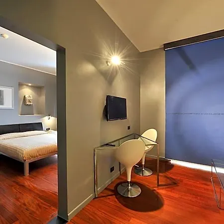 Art Boston Hotel 4*