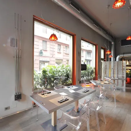 Art Boston 4*