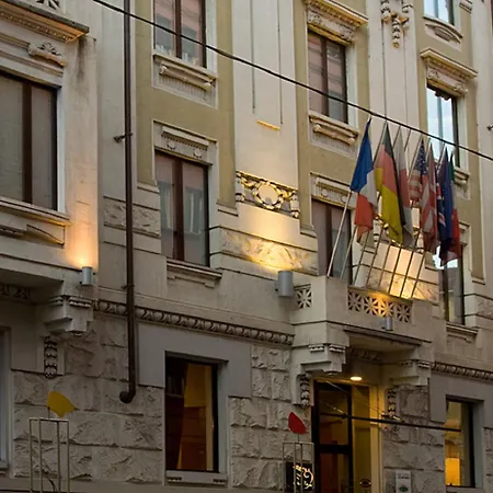 آرت بوسطن 4*