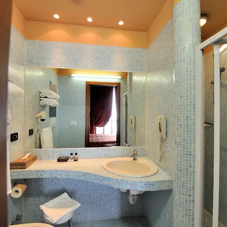 آرت بوسطن 4*